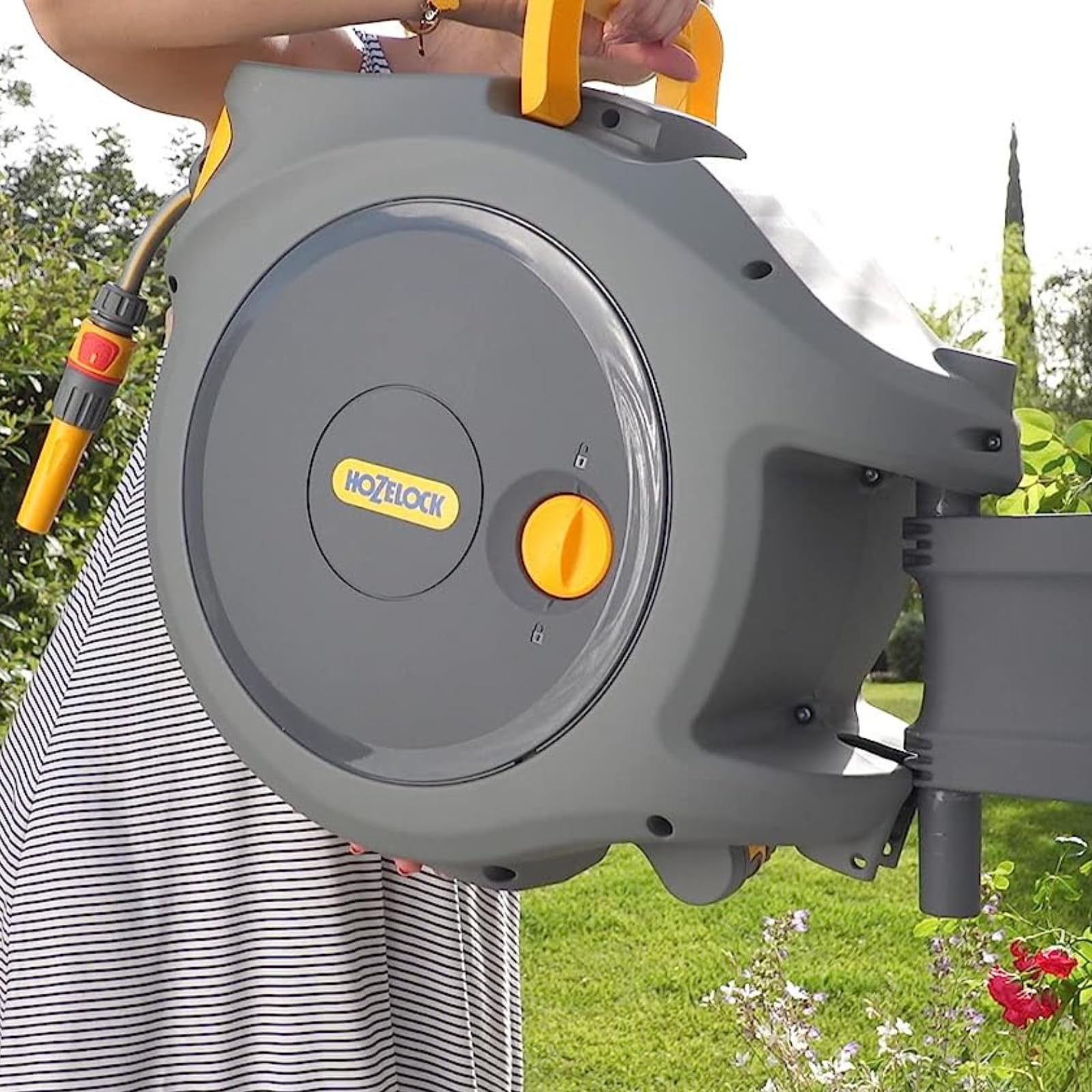 HOZELOCK - Auto Reel Wall-mounted 40m: Easy to Install, Child-lock, Auto-rewind