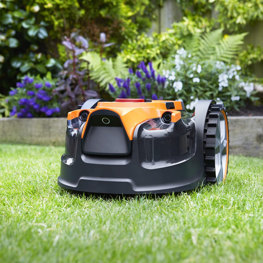 LawnMaster OcuMow® 16 Drop and Mow Robot Lawnmower with MX 24V 4.0Ah lithium battery