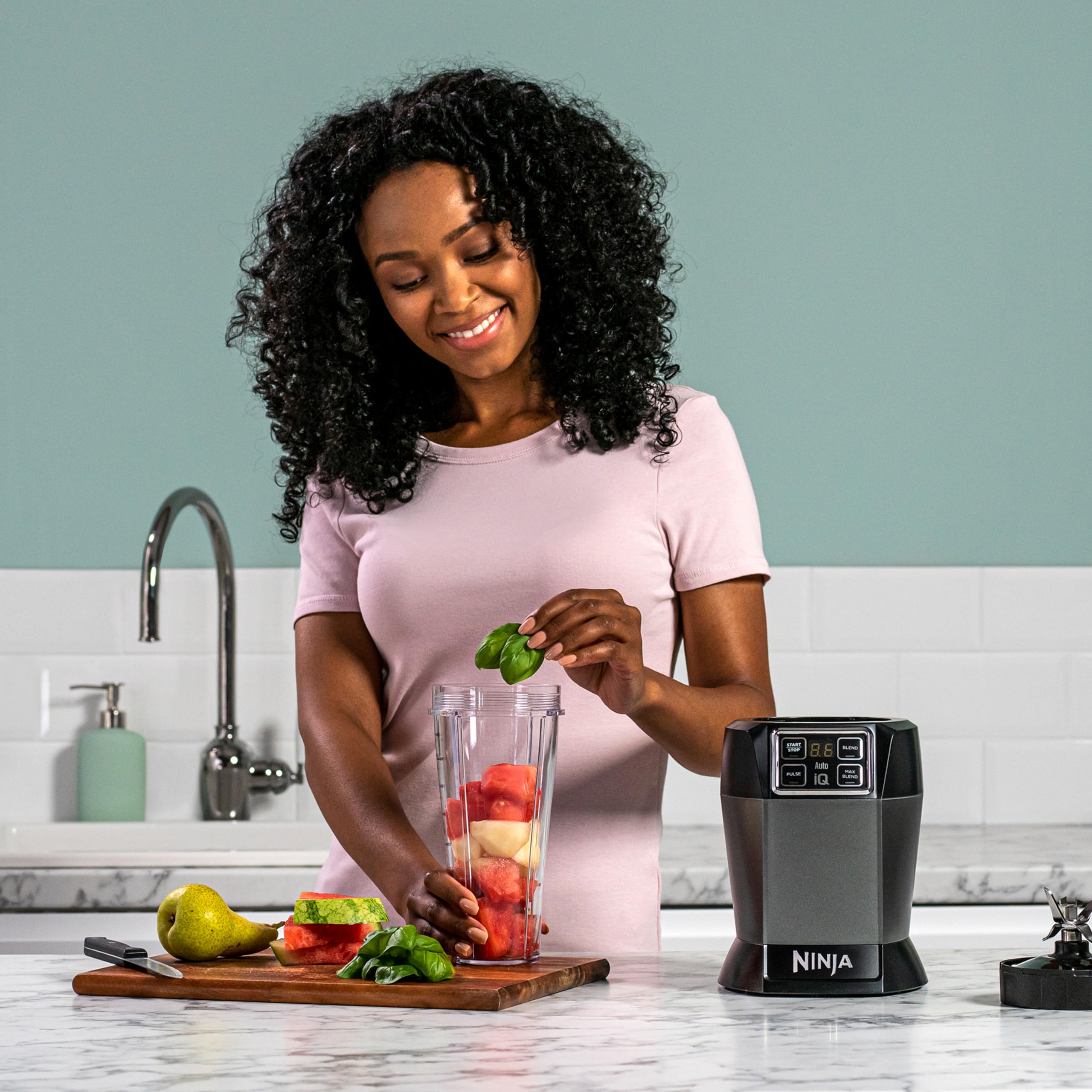 Ninja Blender with 2 Automatic Programs: Blend & Max Blend, Pulse Setting, 2x 700ml Cups